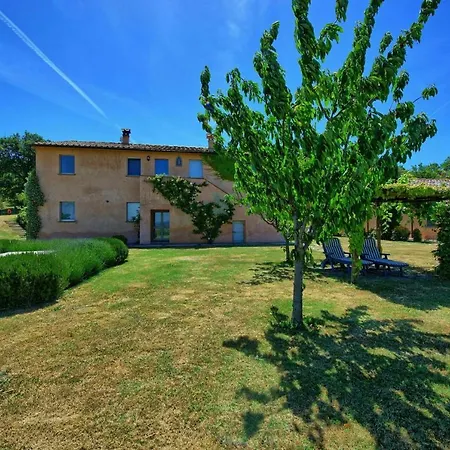 Stefano By Posarellivillas Trevinano